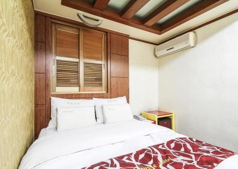 Couple Motel Сеул Екстериор снимка